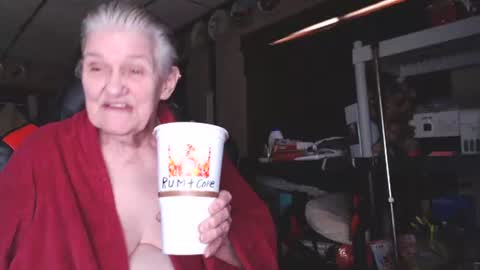cat online show from February 2, 2025, 5:48 pm
