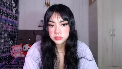 Snapshot of cat_mila_ chatting on September 15, 2025, 1:27 am Mila online show from September 15, 2025, 1:27 am