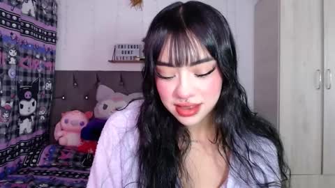 Snapshot of cat_mila_ chatting on October 1, 2025, 1:33 am Mila online show from October 1, 2025, 1:33 am