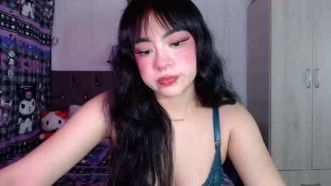 Snapshot of cat_mila_ chatting on October 29, 2025, 6:15 am Mila online show from October 29, 2025, 6:15 am