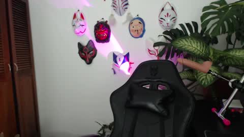 Snapshot of cat_salo chatting on January 4, 2025, 11:27 pm Maria kittie  PVT model online show from January 4, 2025, 11:27 pm