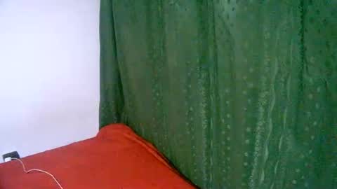 cat_woman22 online show from September 15, 2025, 2:44 am