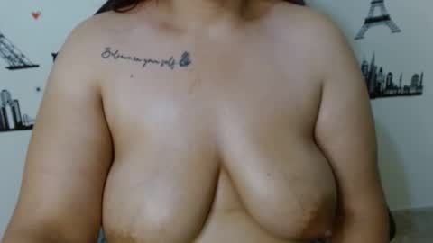 Snapshot of cata__gutierrez_ chatting on December 31, 2024, 11:39 pm Cata online show from December 31, 2024, 11:39 pm