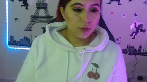 Snapshot of cata__gutierrez_ chatting on January 6, 2025, 12:37 am Cata online show from January 6, 2025, 12:37 am