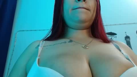 Snapshot of cata__gutierrez_ chatting on February 19, 2025, 4:01 am Cata online show from February 19, 2025, 4:01 am
