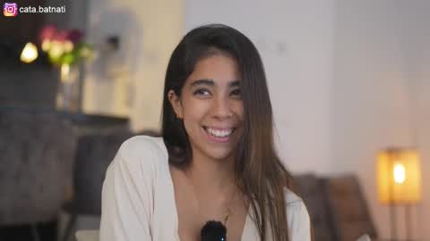 Catalina online show from November 6, 2025, 5:14 pm