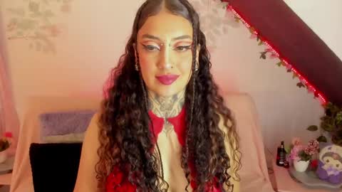 Cata green model independient online show from January 8, 2025, 9:01 pm