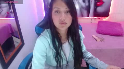 Snapshot of catalehia_milk chatting on January 21, 2025, 8:21 pm C A T A L E H I A online show from January 21, 2025, 8:21 pm