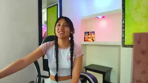 Snapshot of catalehia_milk chatting on September 29, 2025, 9:41 pm C A T A L E H I A online show from September 29, 2025, 9:41 pm