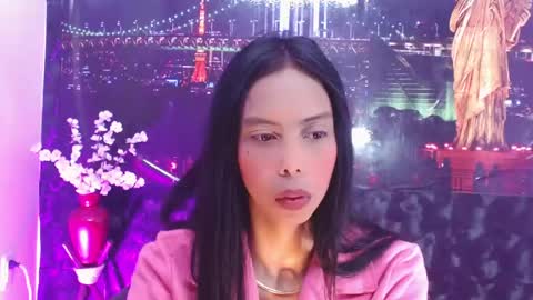 Queen Catalella online show from June 3, 2026, 3:20 am