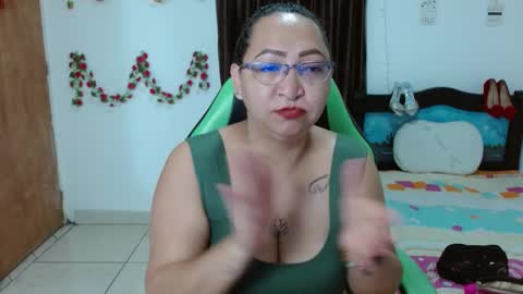 isabel online show from January 30, 2025, 9:47 pm
