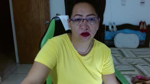 isabel online show from February 11, 2025, 8:05 am