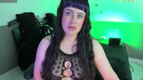 LUU online show from May 3, 2026, 1:44 am