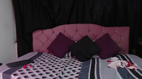 Snapshot of cataleya_divine chatting on September 27, 2025, 11:04 am Cata Prins  online show from September 27, 2025, 11:04 am
