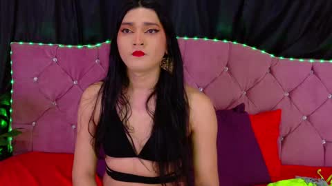 Cata Prins  online show from May 1, 2026, 11:48 am