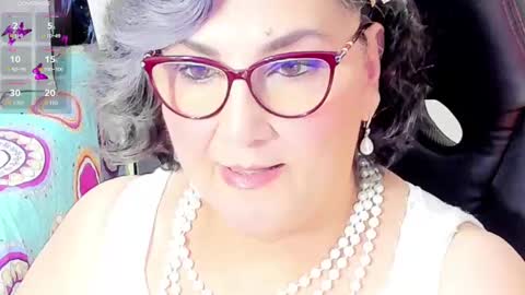 Snapshot of cataleya_mom_ chatting on September 20, 2025, 4:46 am cataleya online show from September 20, 2025, 4:46 am