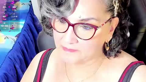 Snapshot of cataleya_mom_ chatting on October 6, 2025, 3:37 am cataleya online show from October 6, 2025, 3:37 am