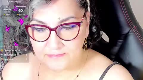 Snapshot of cataleya_mom_ chatting on October 15, 2025, 9:09 am cataleya online show from October 15, 2025, 9:09 am