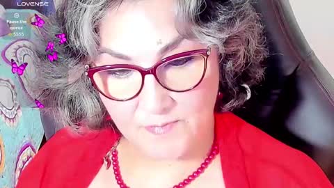 Snapshot of cataleya_mom_ chatting on October 17, 2025, 8:55 pm cataleya online show from October 17, 2025, 8:55 pm