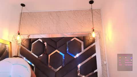 Cataleya online show from November 25, 2025, 10:59 am