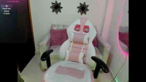 cataleya_sub_ online show from October 3, 2025, 12:13 pm