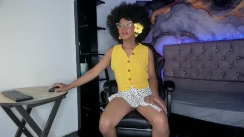 cataleyamoon_ online show from May 9, 2026, 7:30 pm
