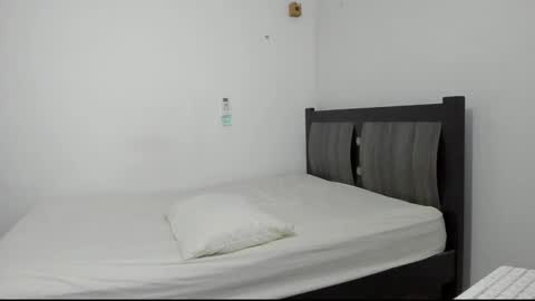 Snapshot of cataleyavives chatting on October 7, 2025, 12:52 am CATALEYA online show from October 7, 2025, 12:52 am