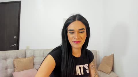celiscatalina instagram online show from December 13, 2024, 4:33 am