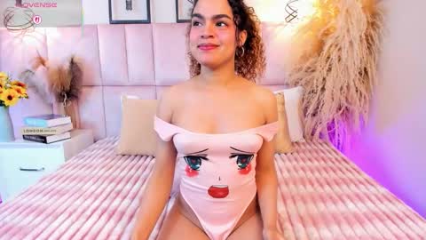 Catalina  online show from February 2, 2026, 9:02 pm