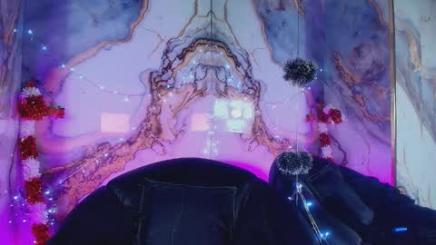 Catalina online show from January 18, 2026, 8:34 pm