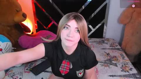 Snapshot of catalina_smith__ chatting on November 24, 2025, 11:04 pm Catalina online show from November 24, 2025, 11:04 pm