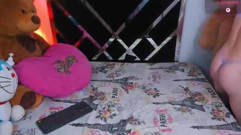 Snapshot of catalina_smith__ chatting on November 25, 2025, 9:26 pm Catalina online show from November 25, 2025, 9:26 pm