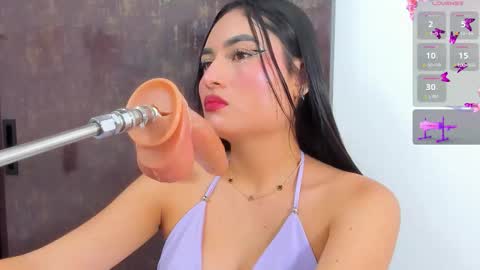 Catalina online show from September 11, 2025, 8:31 pm