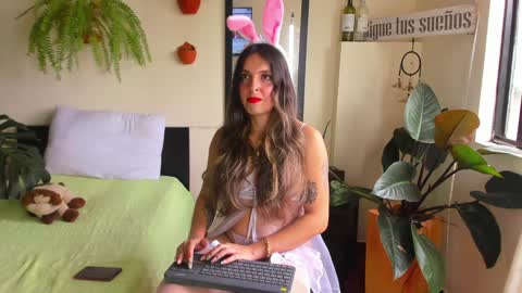 Cataina Lince online show from February 3, 2025, 4:41 pm