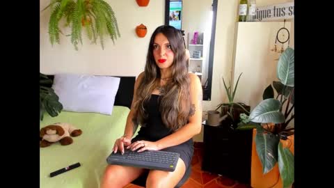 Cataina Lince online show from February 9, 2025, 5:22 pm