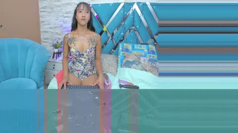 Catalina online show from December 26, 2024, 7:05 pm
