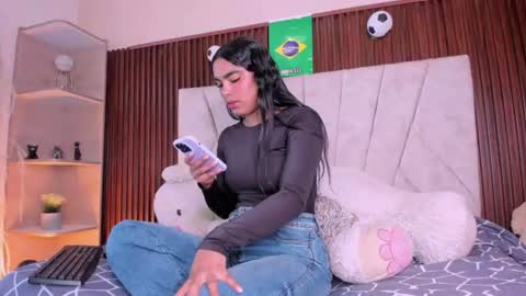 Snapshot of catalleya_f chatting on July 20, 2026, 8:00 pm catalleya_f online show from July 20, 2026, 8:00 pm