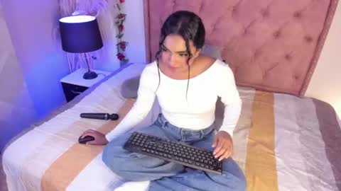 Snapshot of catalleya_f chatting on July 30, 2026, 7:13 pm catalleya_f online show from July 30, 2026, 7:13 pm