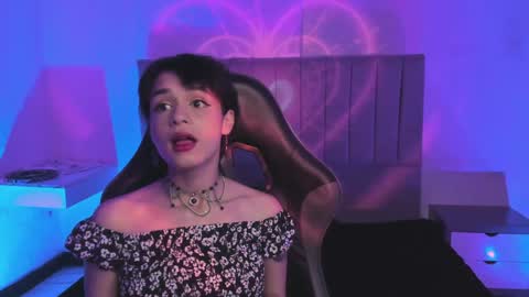 Cat  online show from January 13, 2025, 8:48 pm