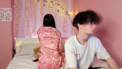 Snapshot of catchustoday chatting on October 12, 2025, 10:42 pm Stacy and Bob online show from October 12, 2025, 10:42 pm