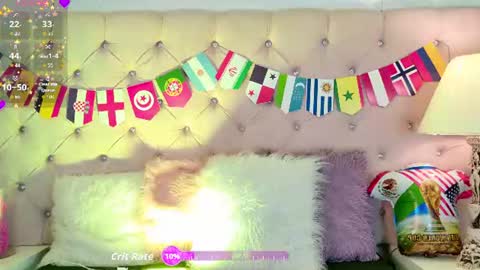 Snapshot of caterinaromano_ chatting on June 17, 2026, 7:26 pm CaterinaRomano online show from June 17, 2026, 7:26 pm