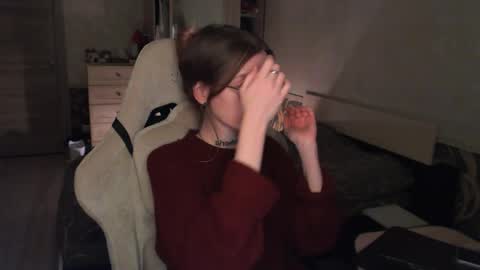 Snapshot of cath_dysphoria_ chatting on April 9, 2026, 7:52 pm CATH online show from April 9, 2026, 7:52 pm