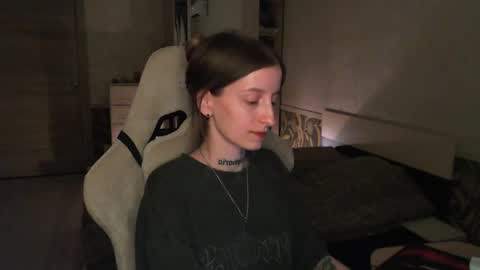 Snapshot of cath_dysphoria_ chatting on May 15, 2026, 7:21 pm CATH online show from May 15, 2026, 7:21 pm