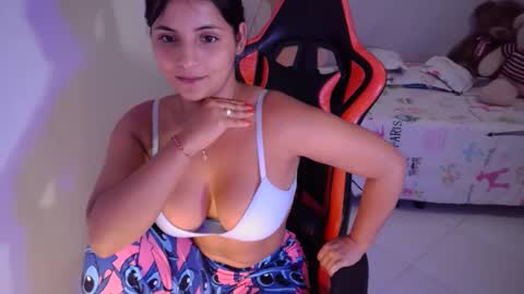 Snapshot of cathaleyasex chatting on January 7, 2025, 9:46 pm CathaleyaSex online show from January 7, 2025, 9:46 pm