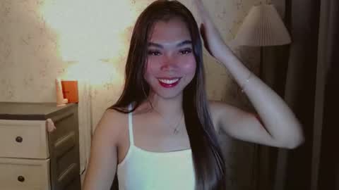 catherine_365 online show from November 22, 2025, 6:40 pm