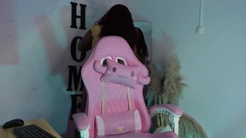 Snapshot of catherine_smith_ chatting on September 22, 2025, 11:23 am Catherine online show from September 22, 2025, 11:23 am