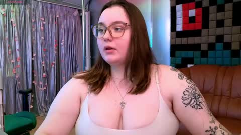 catherineclaire online show from May 30, 2026, 4:48 pm