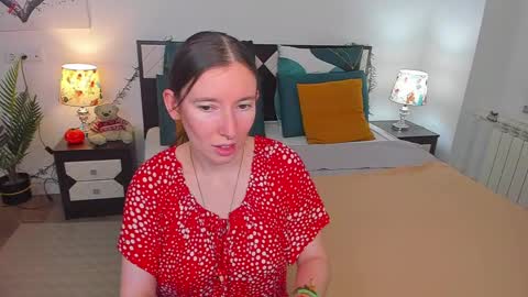 Catrin online show from December 8, 2024, 2:18 am