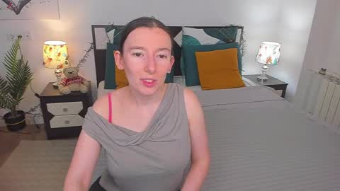 Catrin online show from December 16, 2024, 11:01 am