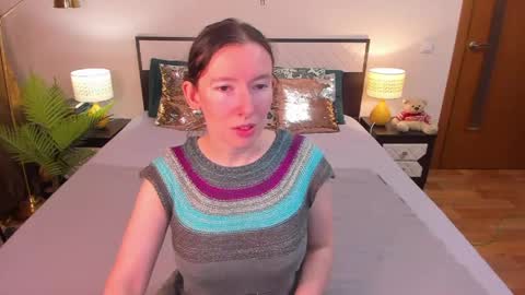 Catrin online show from May 4, 2026, 4:30 am